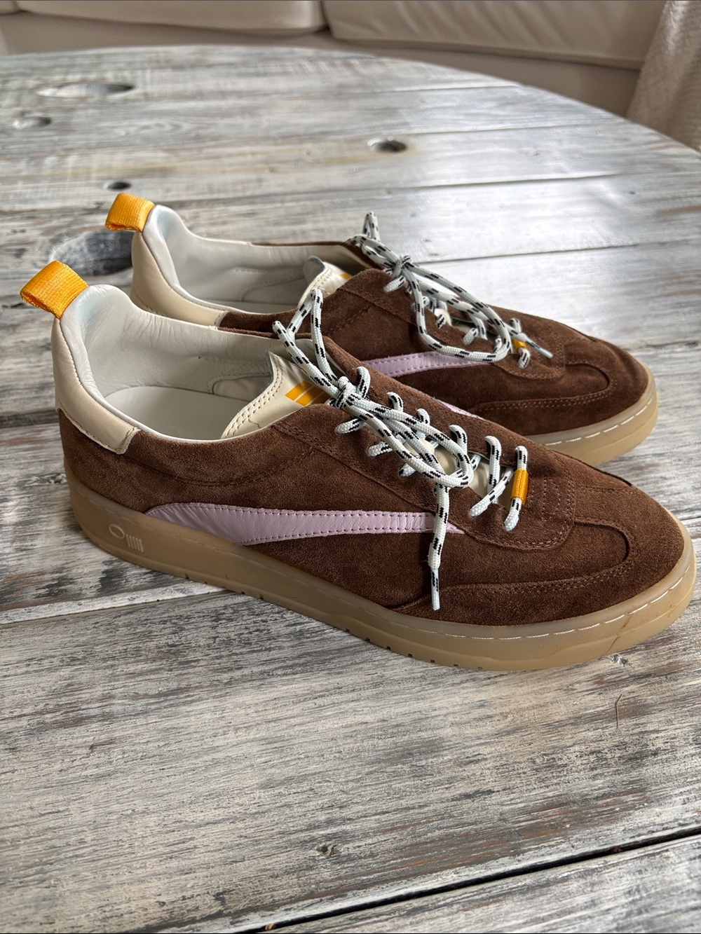 As new, Oncept Panama trainer in chestnut, women’s size 11